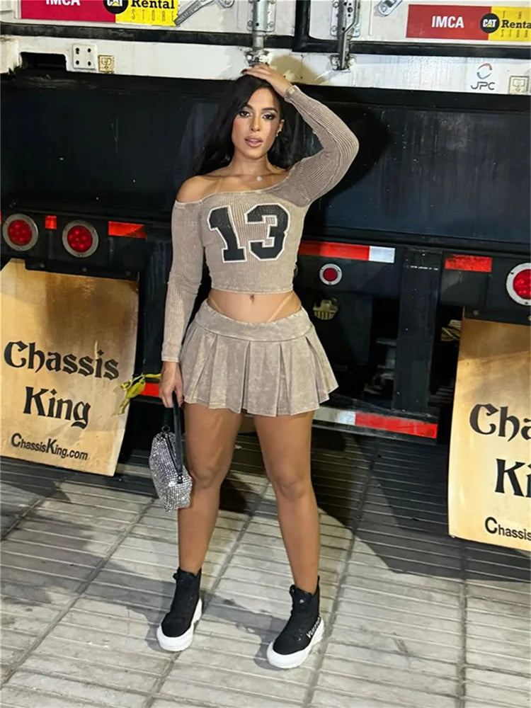 Weird Puss 2-Piece Set Women One Shoulder Long Sleeves Letter Print Biased Collar Crop Tops+Pleated Skirt Street Matching Suits